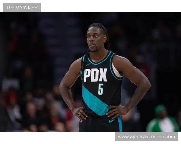 朱·霍勒迪换防库里，更胜以往抑制三分空间